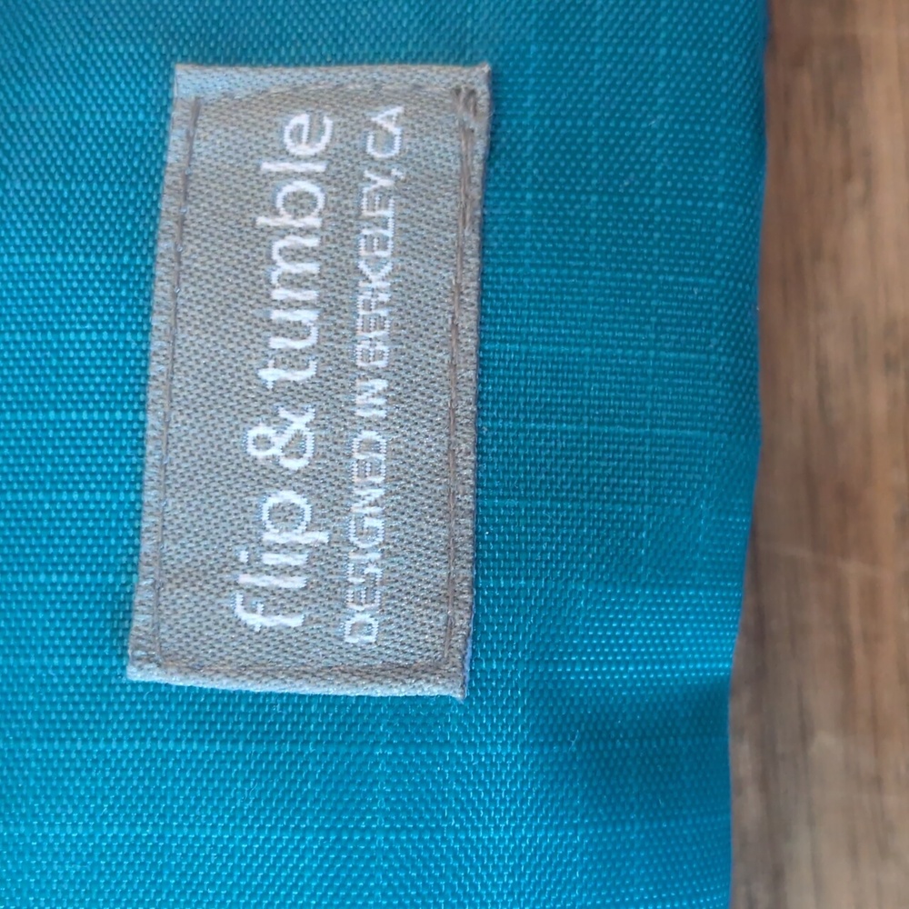 Flip & Tumble Blue Stashable Backpack NWT - Picture 3 of 3